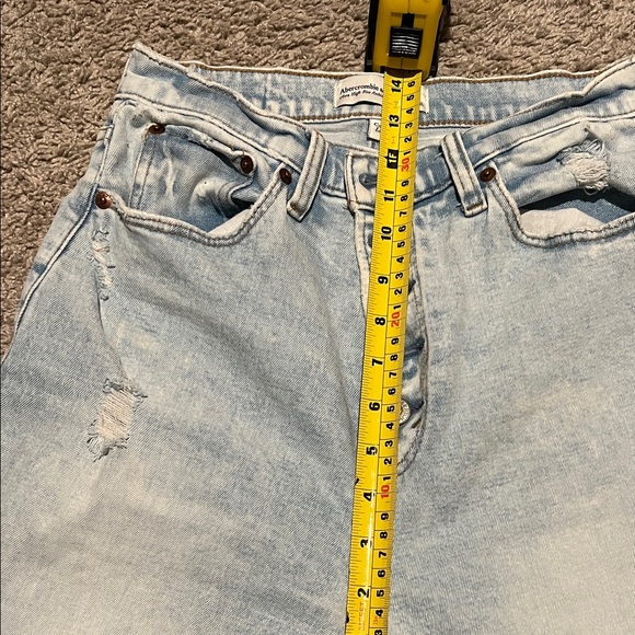 Abercrombie & Fitch Ultra High Rise Ankle Straight Curve Love| Size 27/4R - Picture 5 of 6